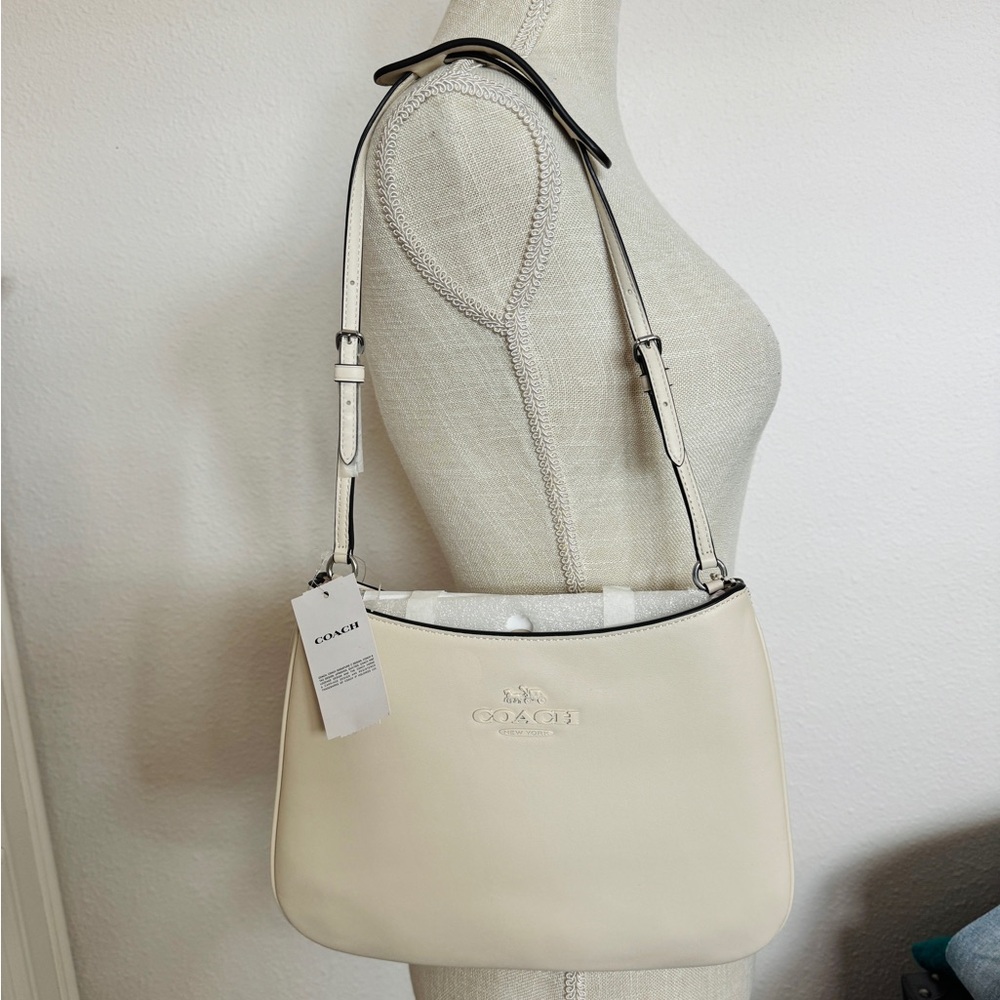 Coach White Shoulder Bag